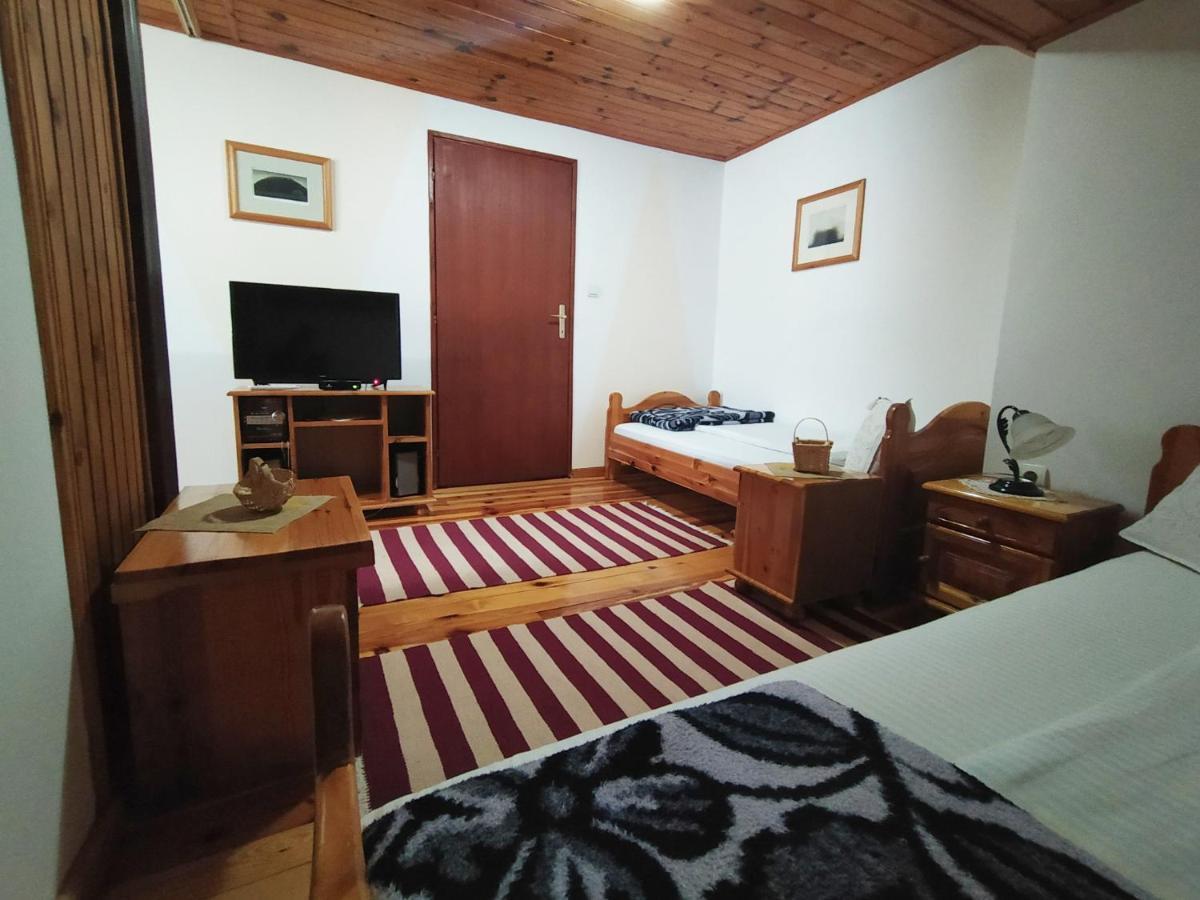 Apartmani Milic Sirogojno Exterior photo